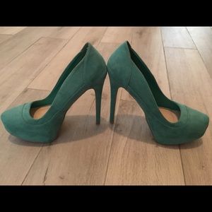 Green/Teal Pumps